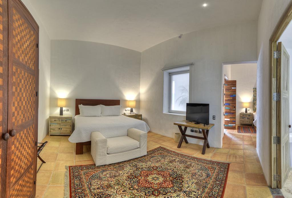 卡萨雷纳精品酒店 普埃布拉 外观 照片 A bedroom at the hotel